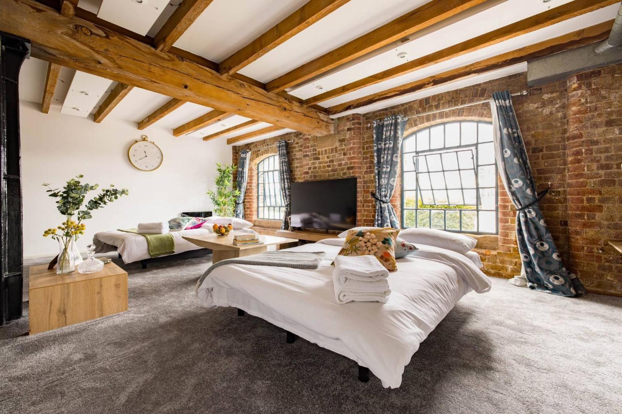 Wild Roses Serviced Apartments - Excel Warehouse 2 Londres Exterior foto